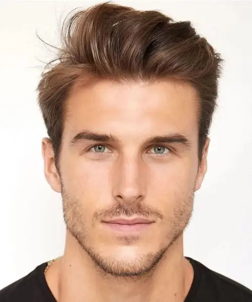 https://cdn.shopify.com/s/files/1/0029/0868/4397/files/messy-comb-over-hairstyle-men.webp?v=1763378888